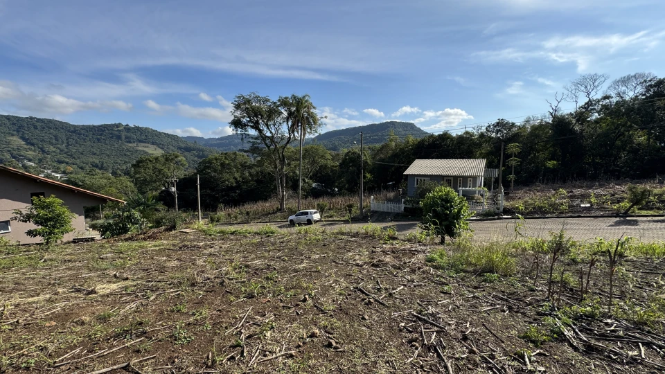 Terreno urbano à venda em Picada Café na Serra Gaúcha