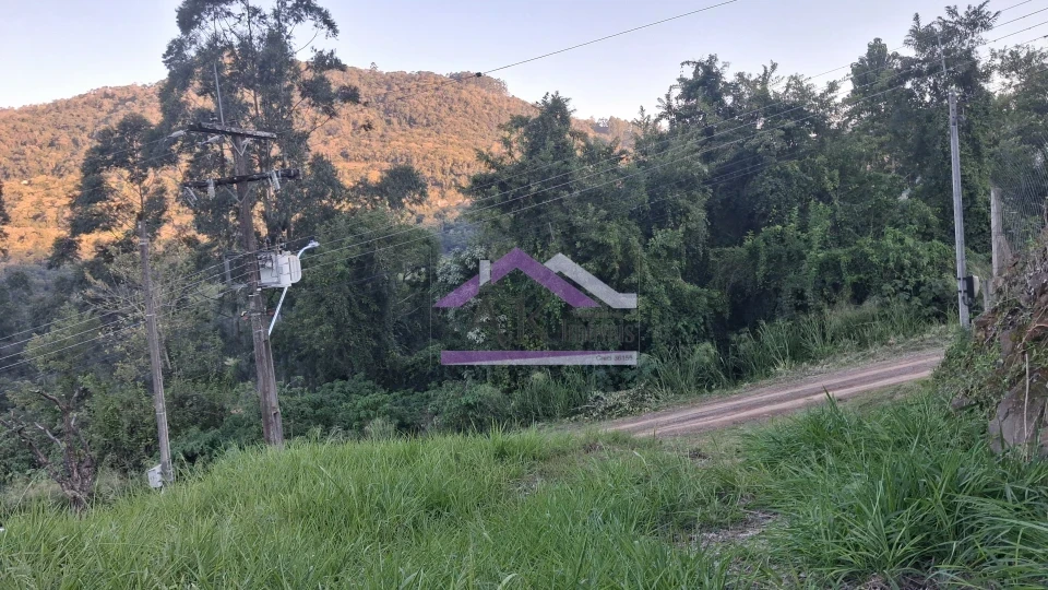 Terreno com 376,80m² à venda no Bairro Esperança, em Picada Café, na Serra Gaúcha