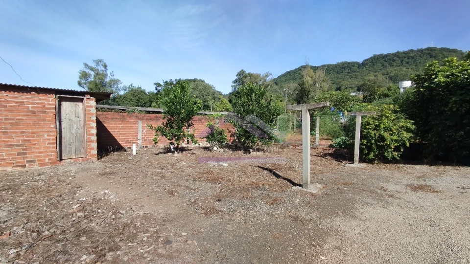 Excelente casa à venda no centro de Picada Café na Serra Gaúcha