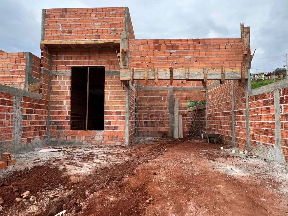 CASA À VENDA - RESIDENCIAL IBIARAM