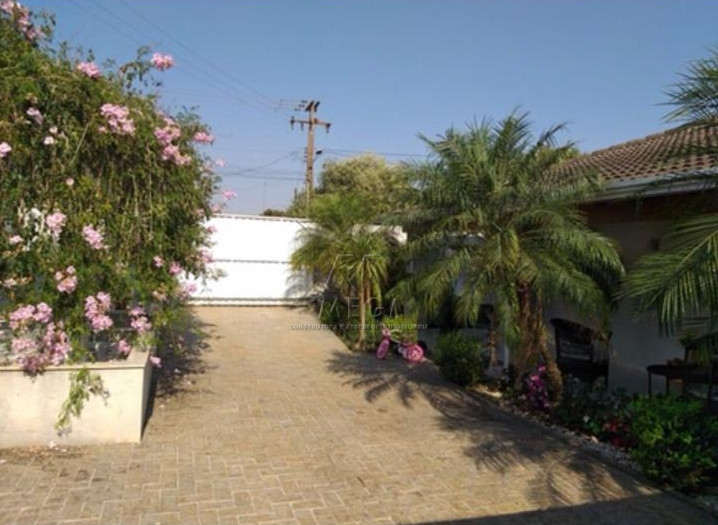 Casa Á Venda Centro Jataizinho