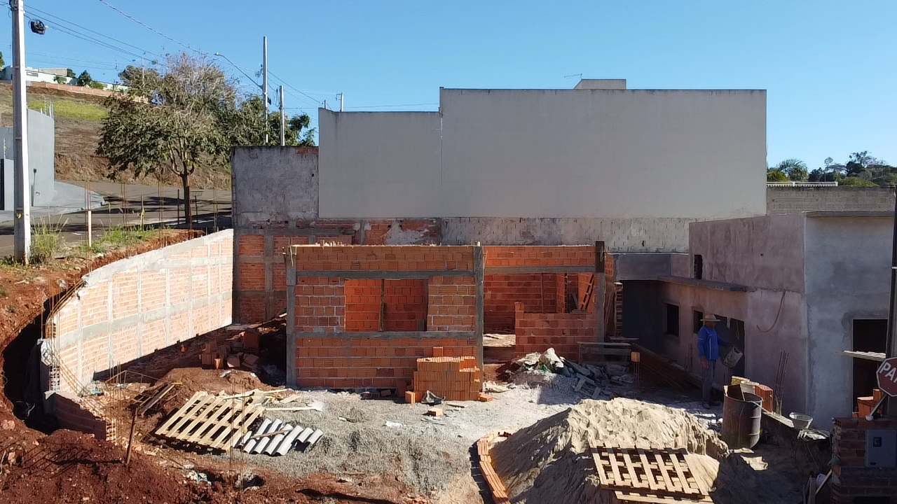 RESDIENCIAL IBIARAM - CASA DE ESQUINA