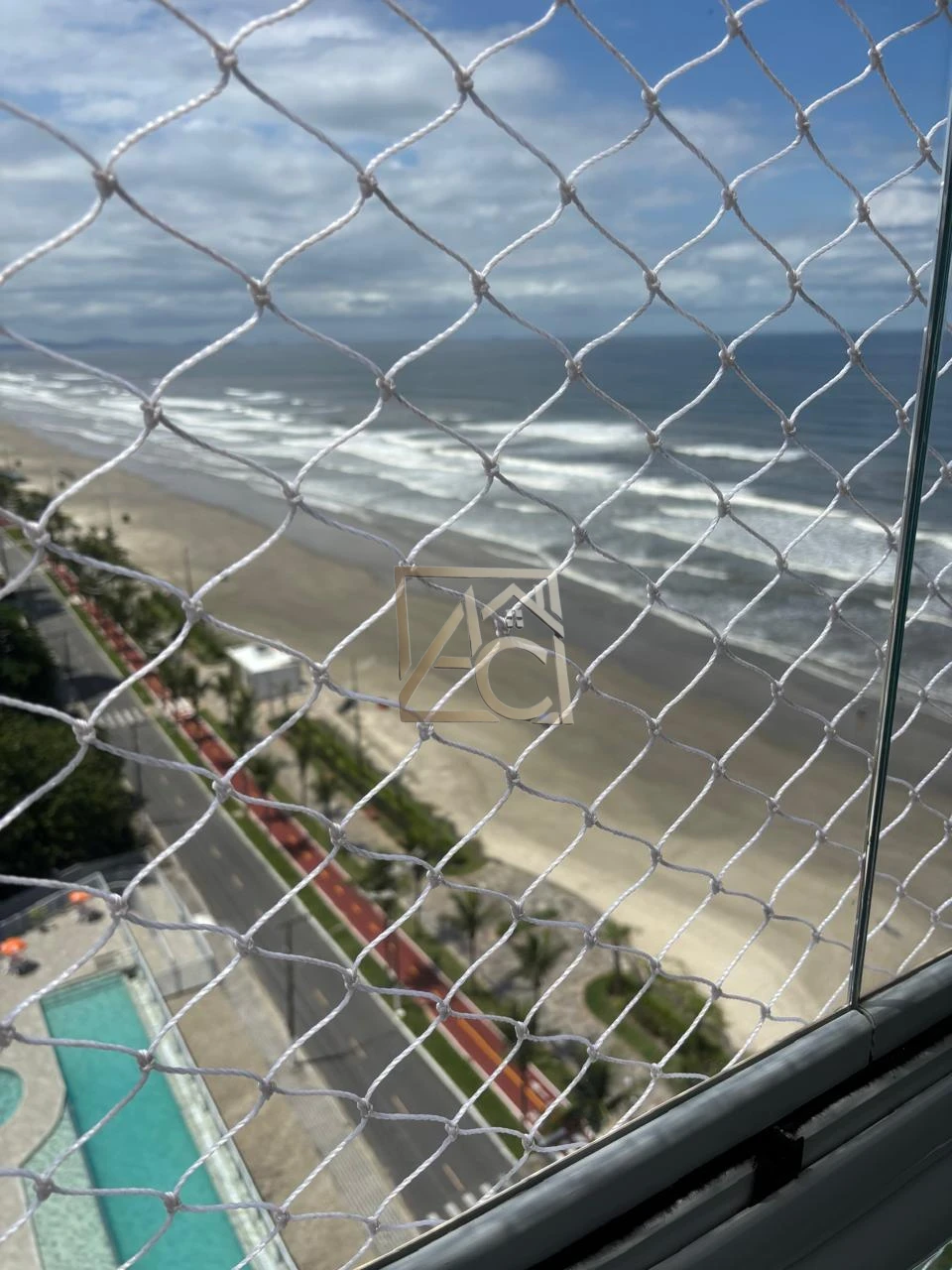 Imagens do imóveis 3 dorms suíte – frente mar – lazer completo