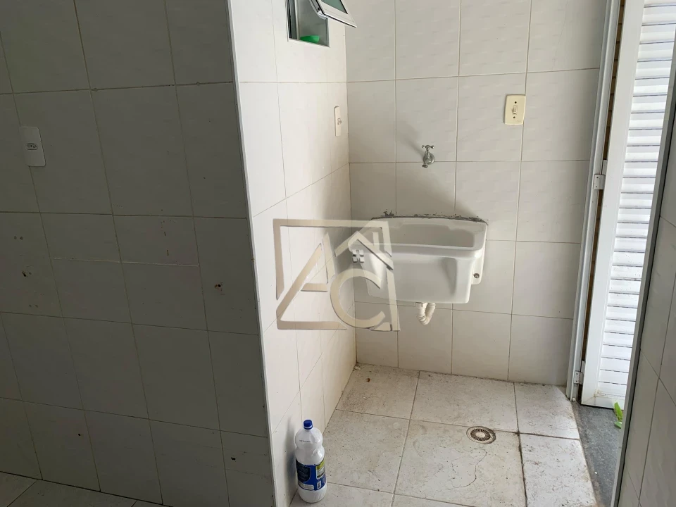 Imagens do imóveis sobrado canto do forte