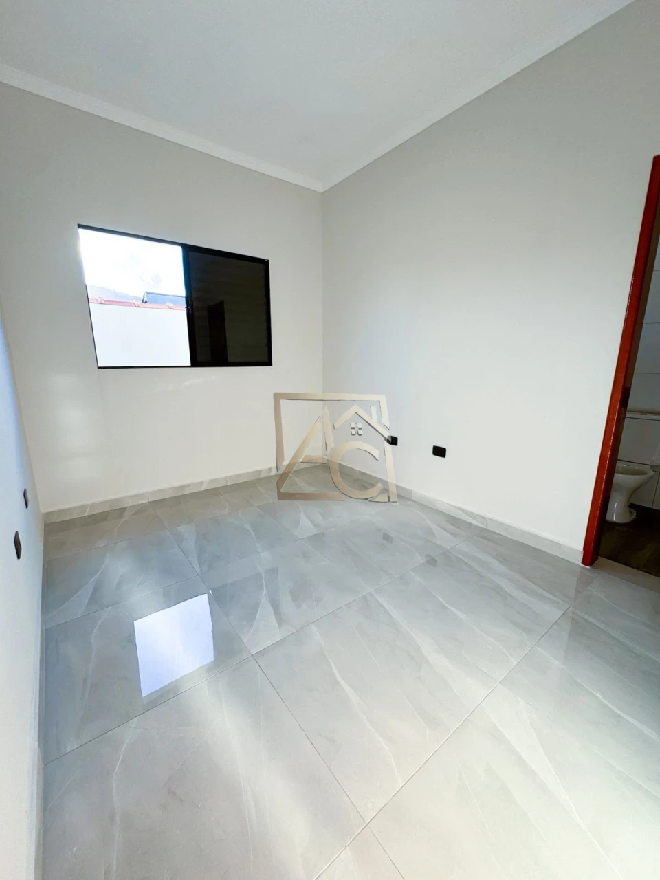 Imagens do imóveis CASAS NOVAS COM PISCINA À VENDA – BALNEÁRIO PRAIAMAR – ITANHAÉM/SP