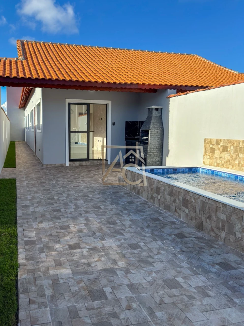 Imagens do imóveis CASAS NOVAS COM PISCINA À VENDA – BALNEÁRIO PRAIAMAR – ITANHAÉM/SP
