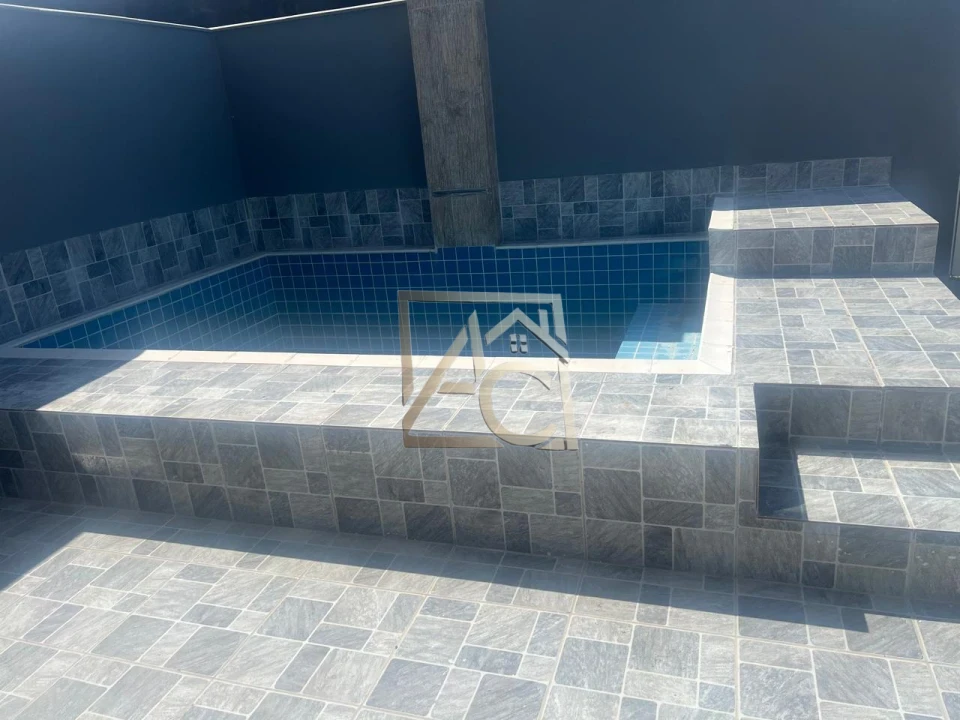 Imagens do imóveis sobrado com piscina – lado praia – itanhaém