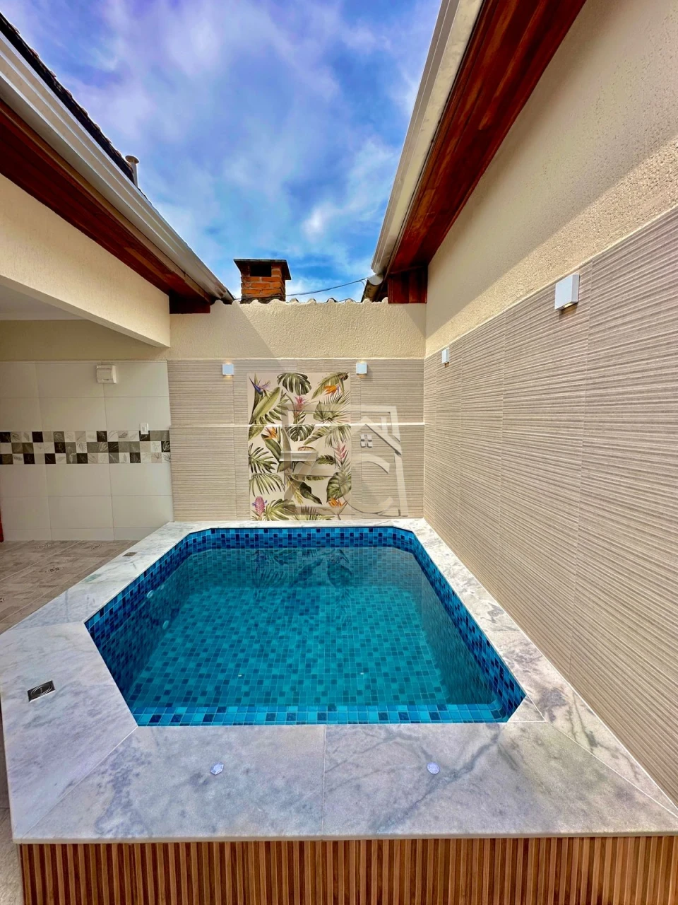 Imagens do imóveis Casa à Venda no Caiçara – Praia Grande/SP | 2 Dormitórios | Piscina | 2 Vagas