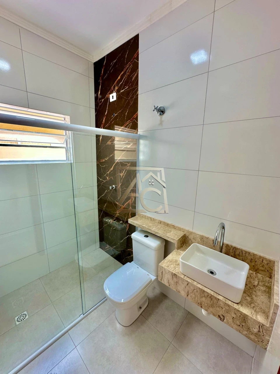 Imagens do imóveis Casa à Venda no Caiçara – Praia Grande/SP | 2 Dormitórios | Piscina | 2 Vagas