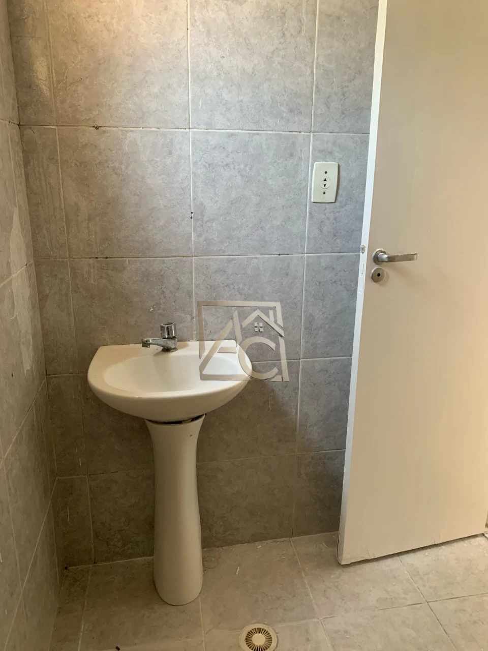 Imagens do imóveis sobrado canto do forte