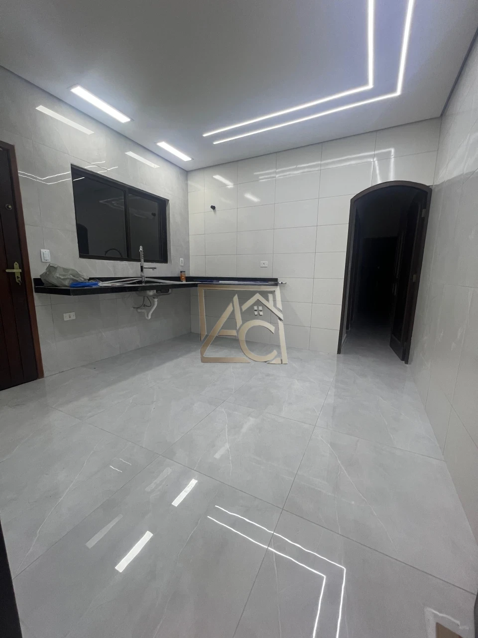 Imagens do imóveis casa com piscina – lado praia – 5 vagas