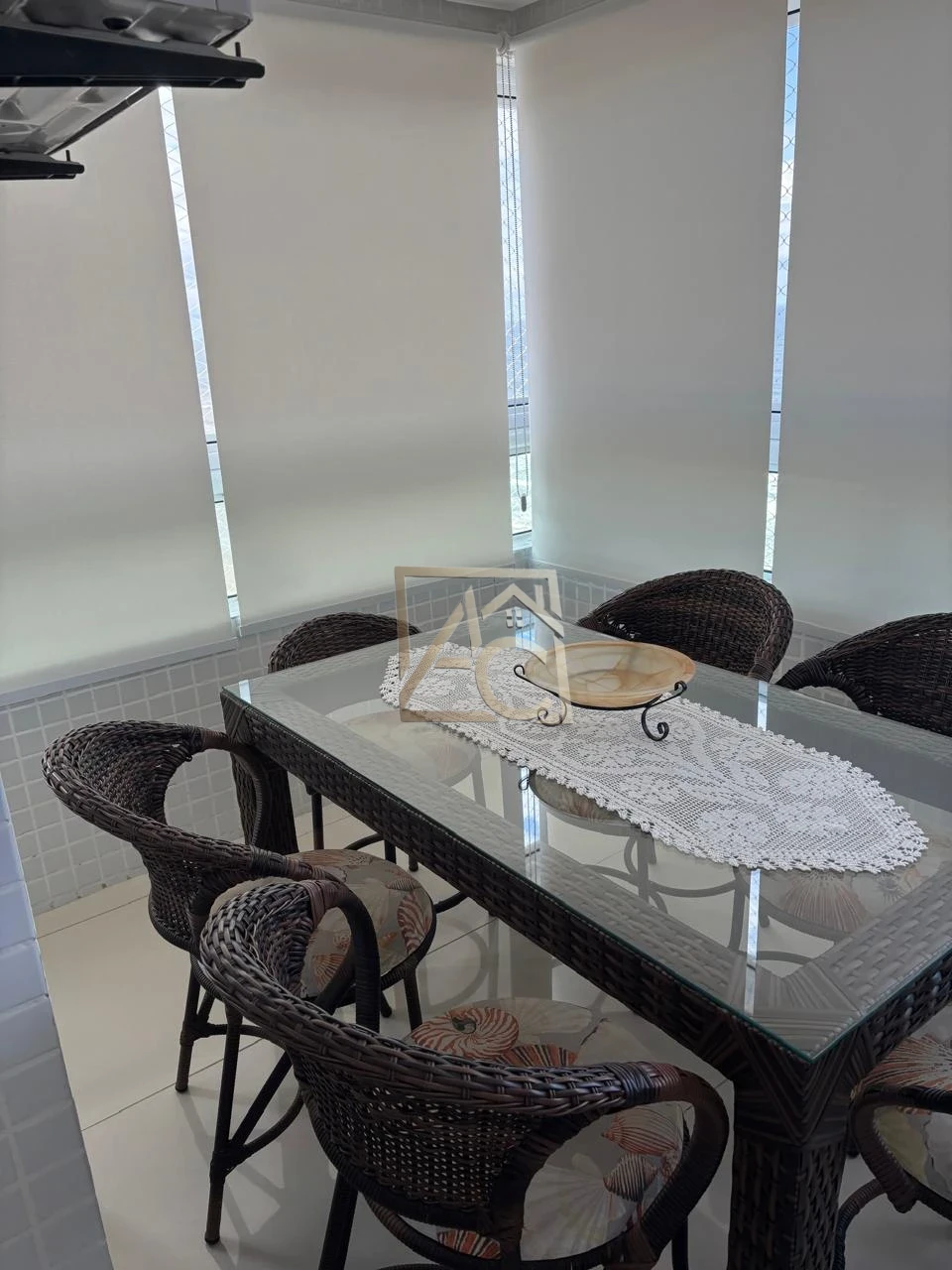 Imagens do imóveis 3 dorms suíte – frente mar – lazer completo
