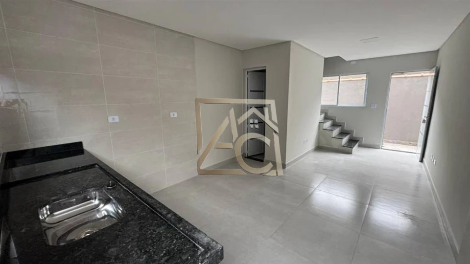 Imagens do imóveis sobrado novo – 2 dorms – perto da praia