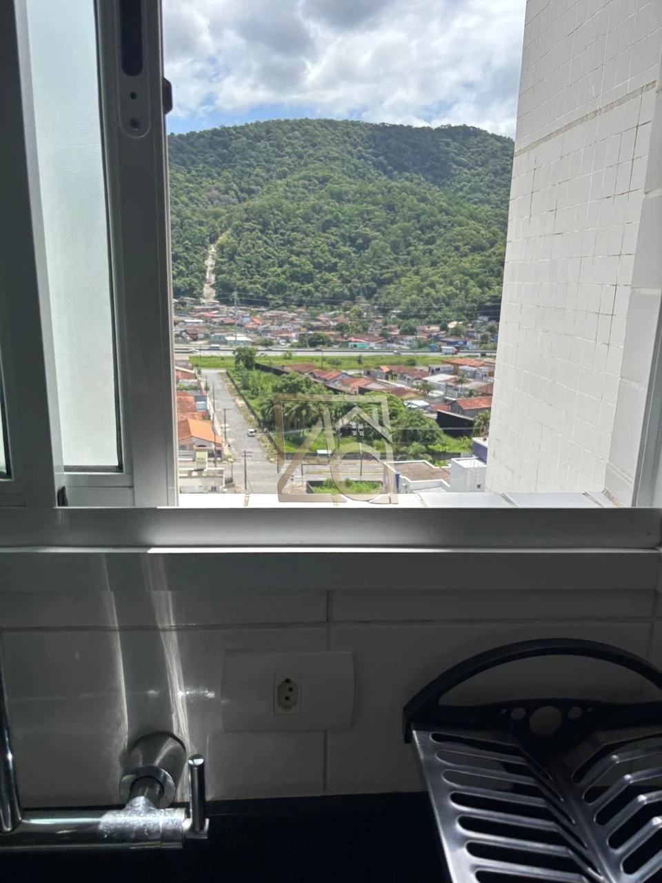 Imagens do imóveis 3 dorms suíte – frente mar – lazer completo