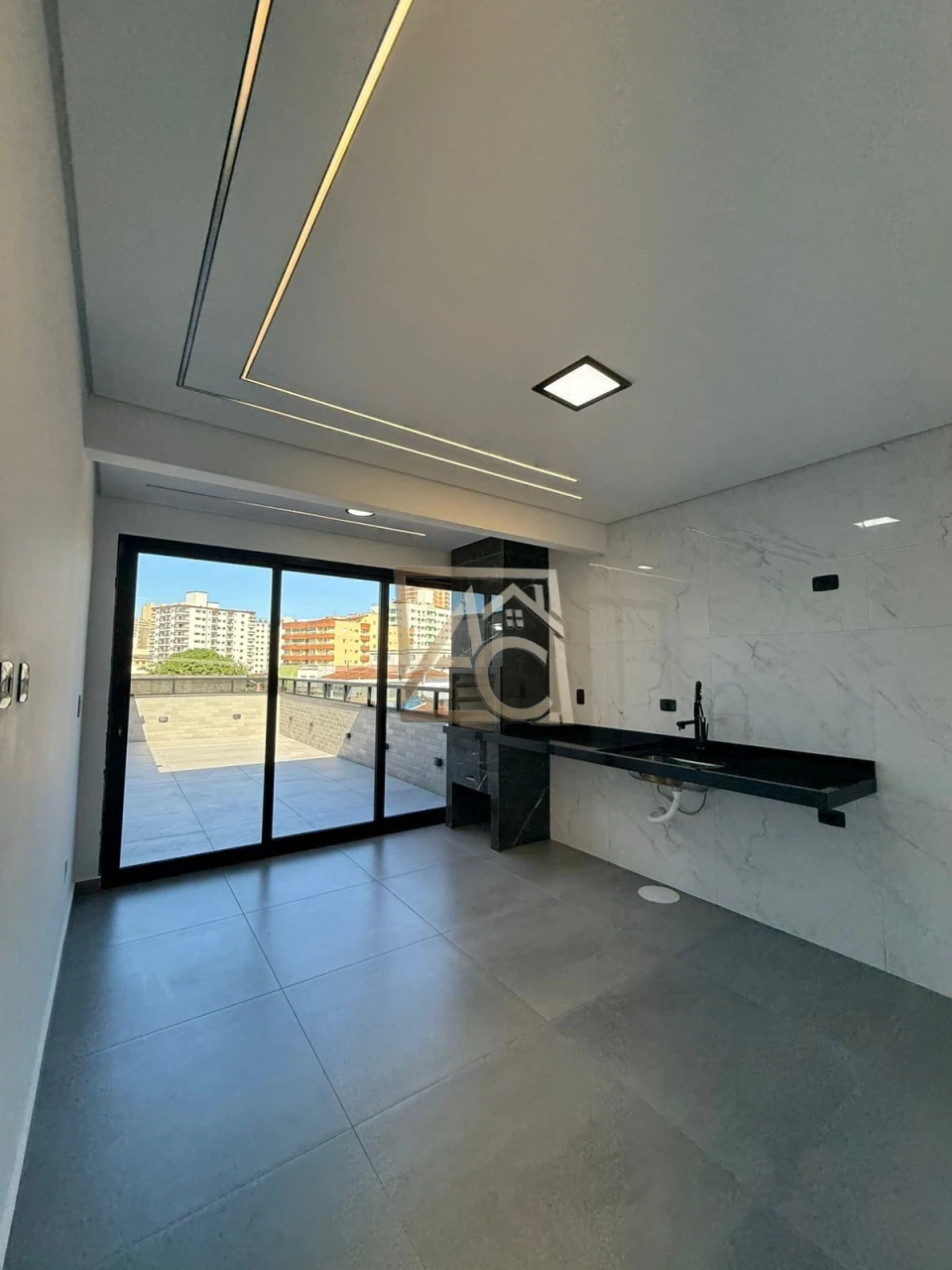 Imagens do imóveis triplex 4 suítes – piscina – boqueirão