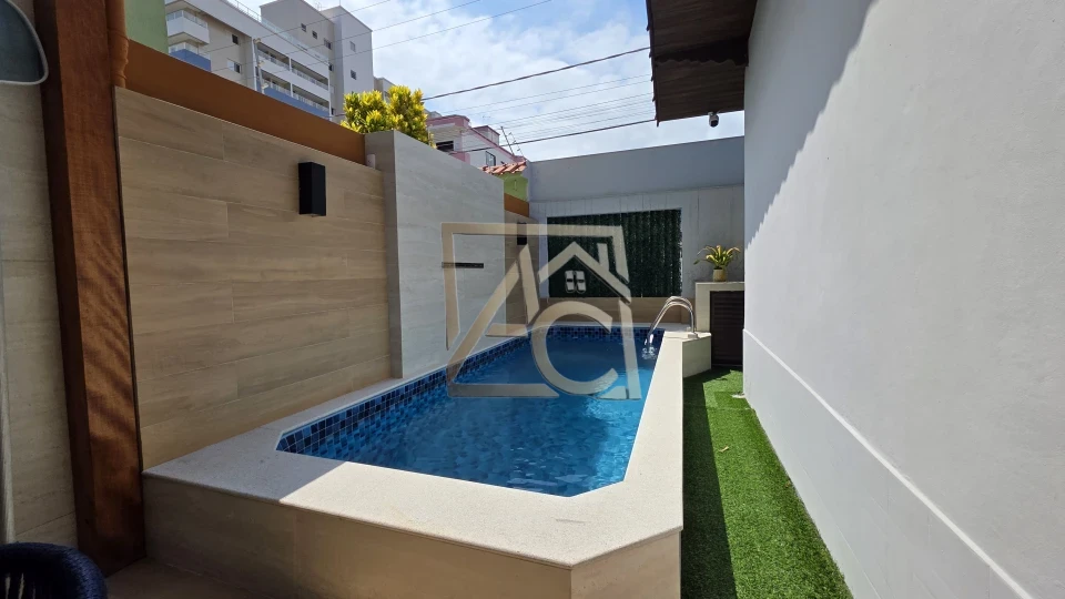 Imagens do imóveis Casa À Venda Guilhermina Praia Grande