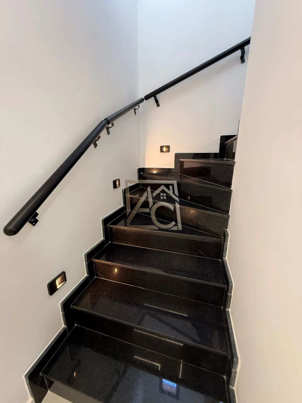 Imagens do imóveis triplex 4 suítes – piscina – boqueirão
