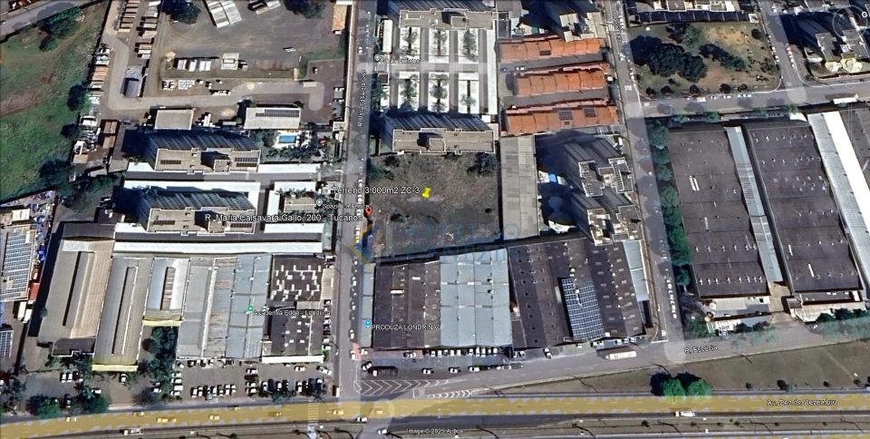 Terreno ZC-3 para venda no alto da Avenida Inglaterra