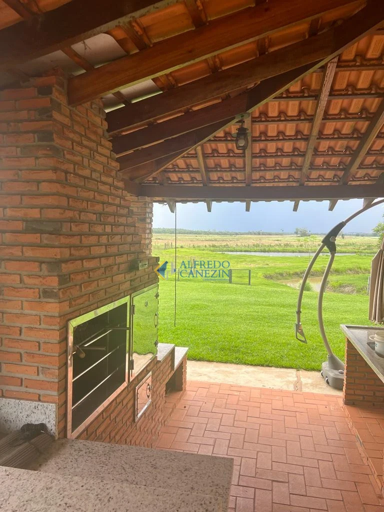 Fazenda em Tapira/PR com 247 alqueires, plantando 172 alq, beira do Rio Ivaí