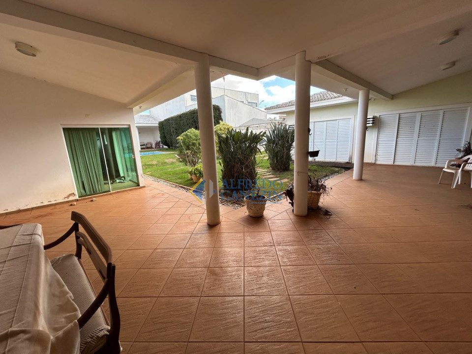 Excelente casa térrea no Jd. Itatiaia para venda