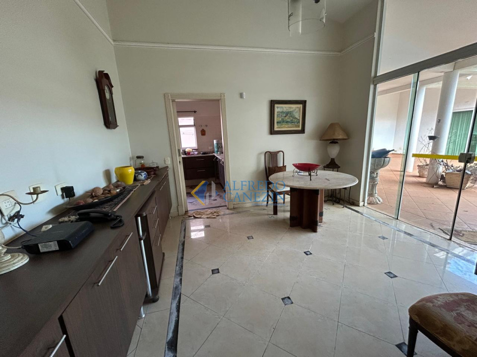 Excelente casa térrea no Jd. Itatiaia para venda