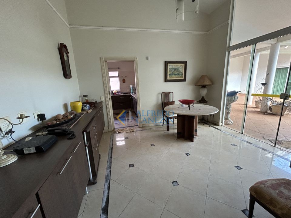 Excelente casa térrea no Jd. Itatiaia para venda