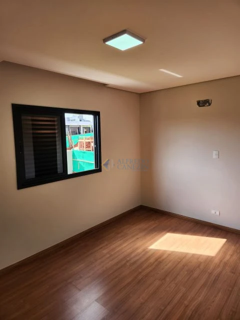 Lindo sobrado à venda no Condomínio Tangará/Parque Tauá