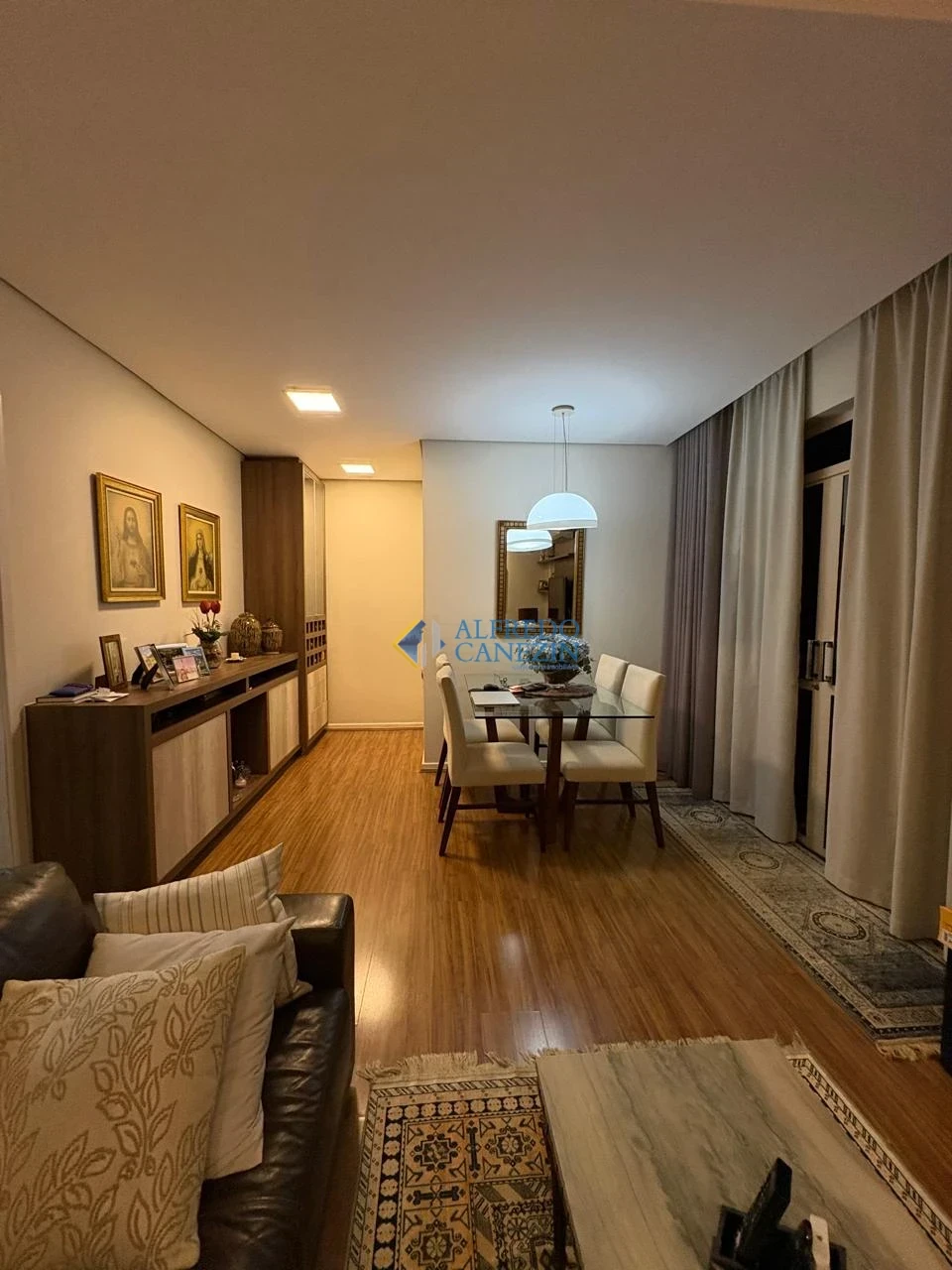 Apartamento Totalmente Reformado no Centro de Londrina – Edifício Costa Azul