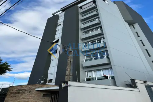 Apartamento à venda ao lado do INSS no Jardim Shangri-lá em Londrina