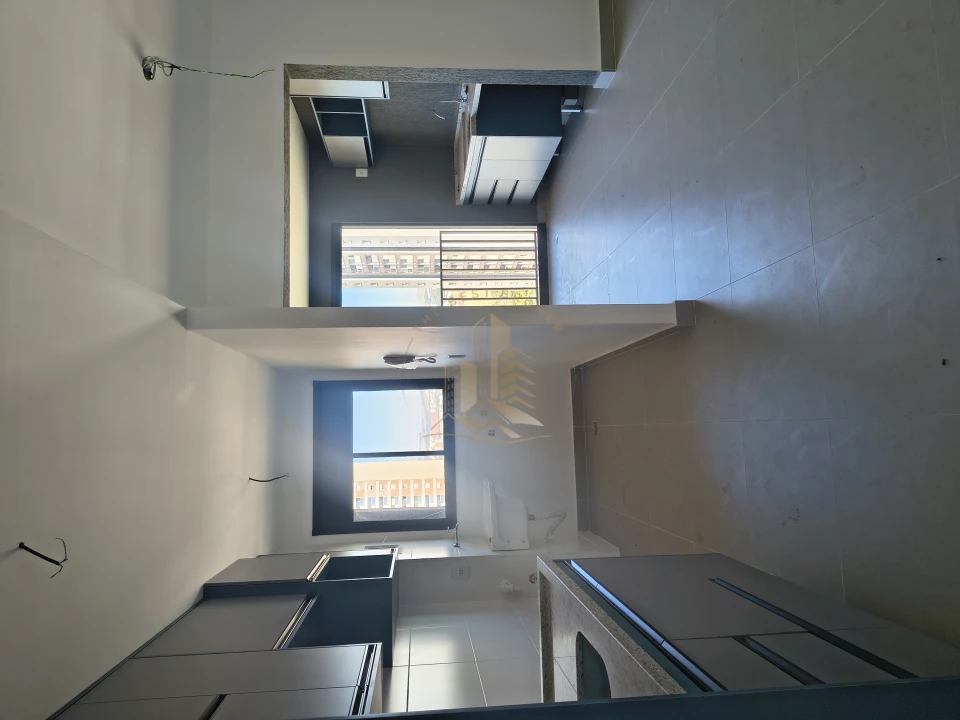 Apartamento (3 dormitorios na Quinta da primavera)