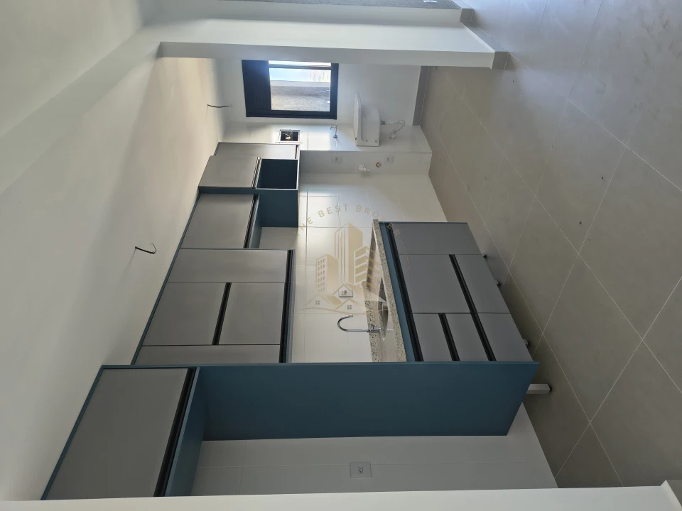 Apartamento (3 dormitorios na Quinta da primavera)