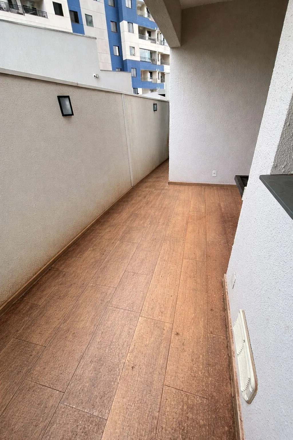 Apartamento com quintal no Sumarezinho