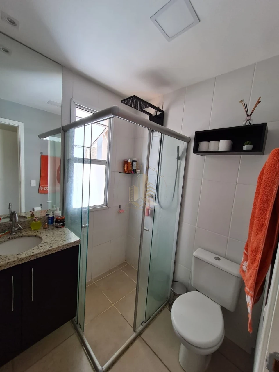 Imagens do imóveis APARTAMENTO PORTEIRA FECHADA NA AV. CARAMURU