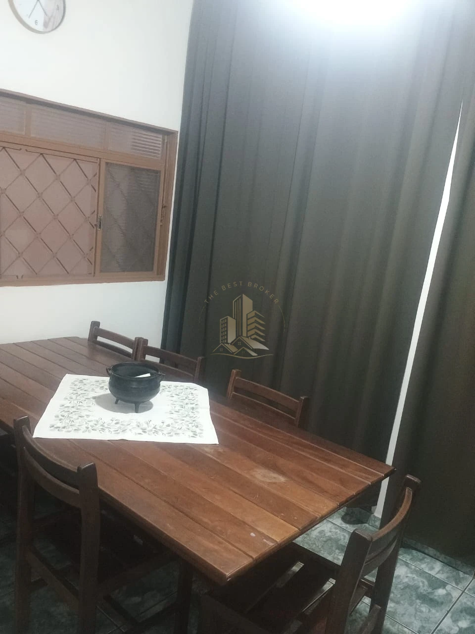 Imagens do imóveis CASA PERTO DA  AV. SAUDADE -  CAMPOS ELISIOS