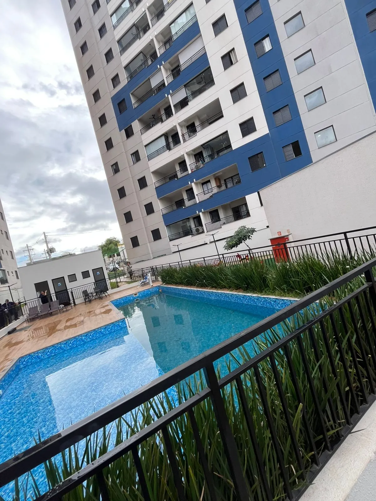 Apartamento com quintal no Sumarezinho