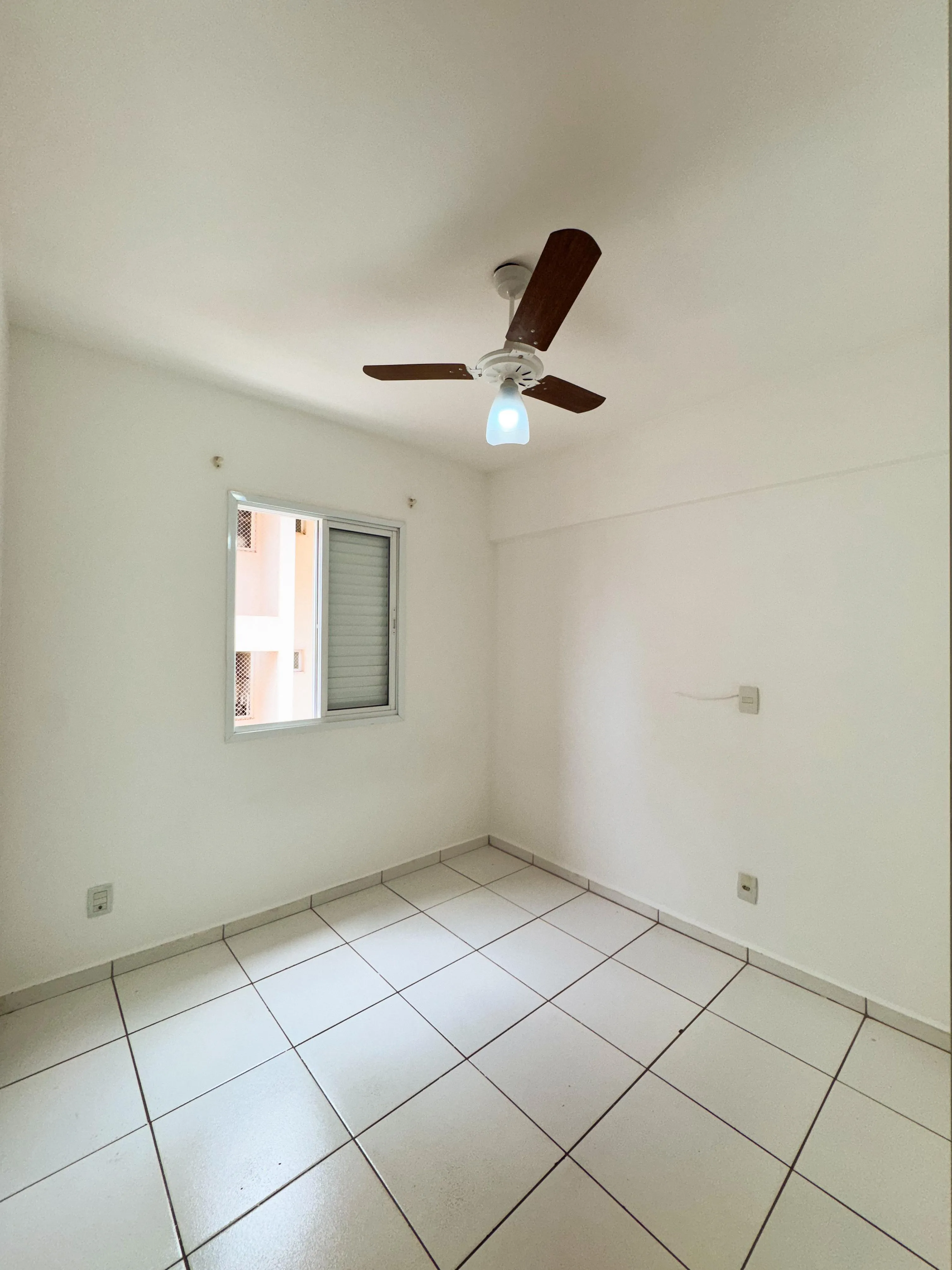 APARTAMENTO ANA MARIA - 1 QUADRA DO RIBEIRÃO SHOPPING