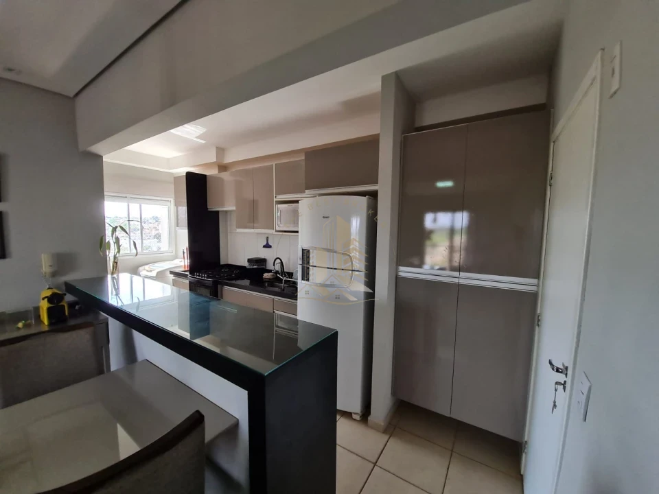 Imagens do imóveis APARTAMENTO PORTEIRA FECHADA NA AV. CARAMURU