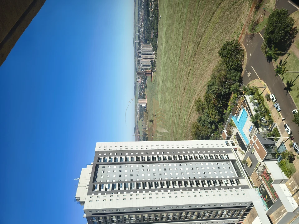 Apartamento (3 dormitorios na Quinta da primavera)
