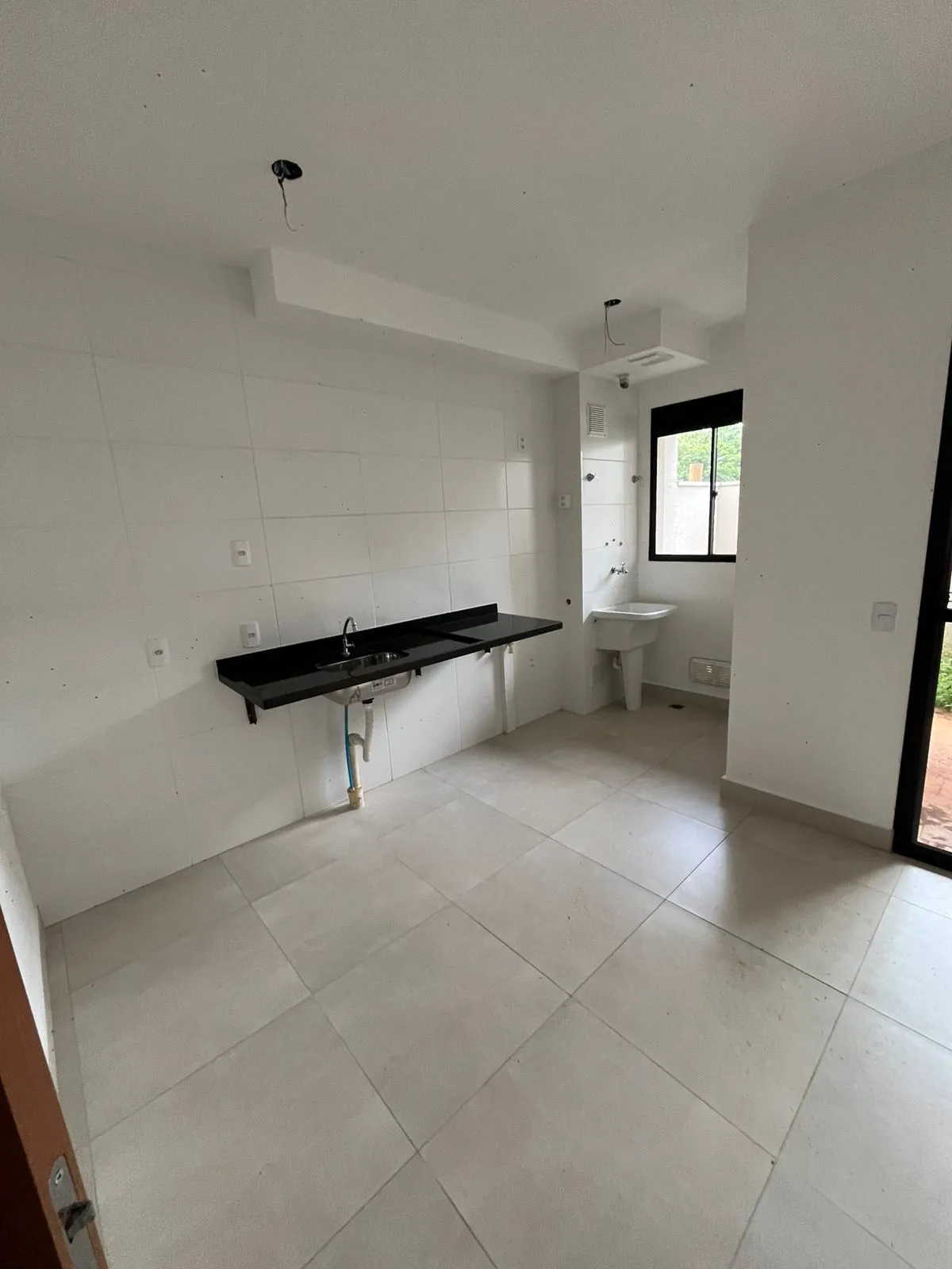 Apartamento com quintal no Sumarezinho