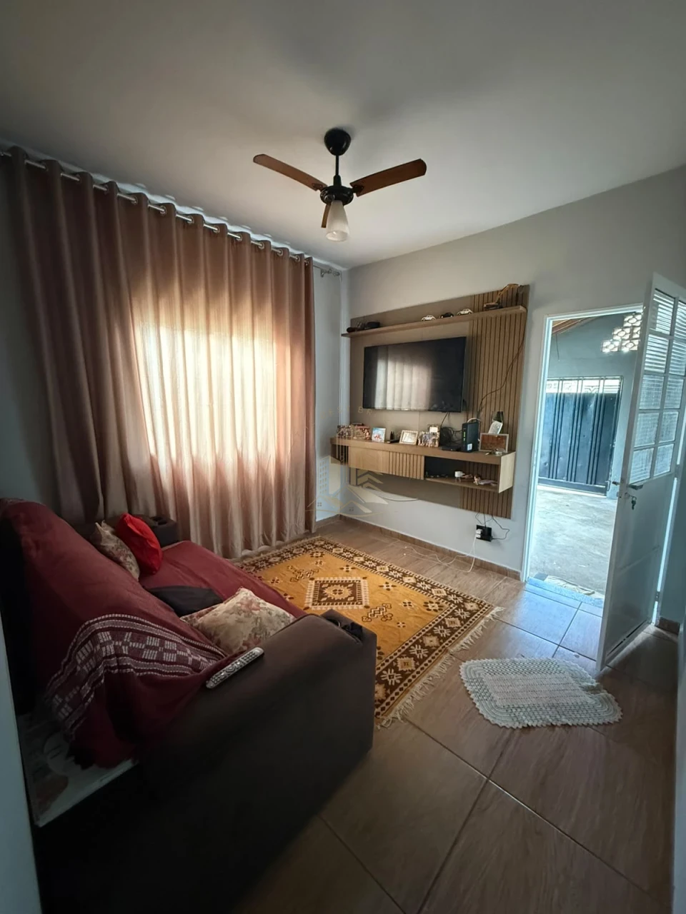 Imagens do imóveis CASA PRÓXIMO AO PARQUE TOM JOBIM