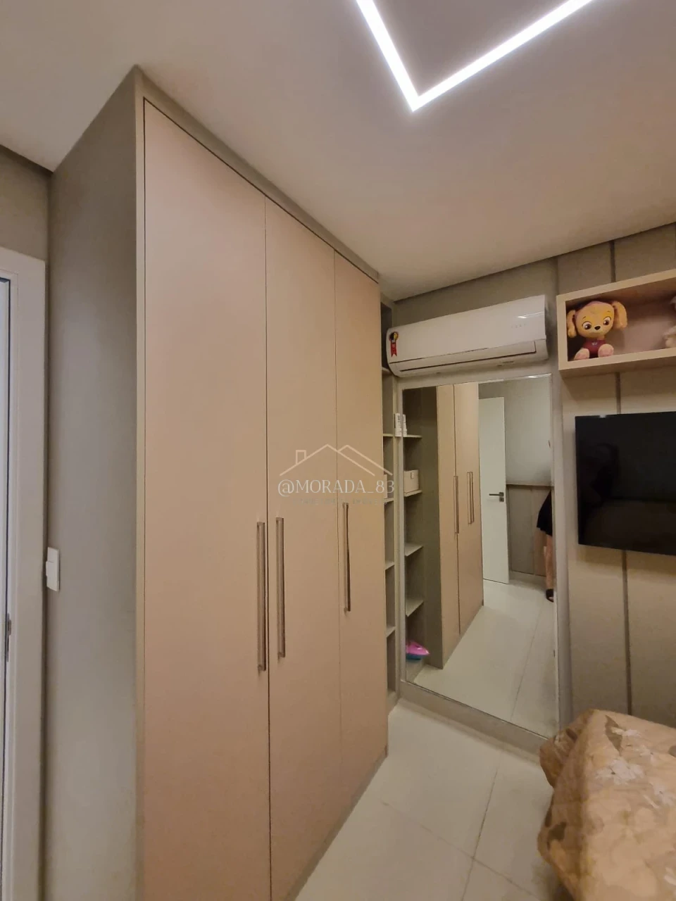 Imagens do imóveis Apartamento Mobiliado Á Venda   em  Intermares