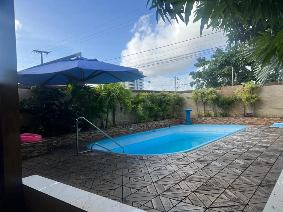 Imagens do imóveis CASA À VENDA, 287m², 4 QUARTOS, PISCINA, 6 VAGAS, INTERMARES