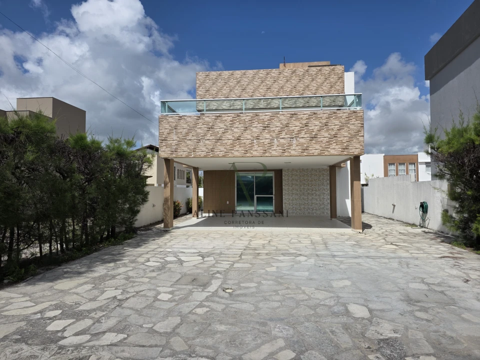 Imagens do imóveis CASA PARA LOCAÇÃO ANUAL, 03 SUÍTES, ESCRITÓRIO, SOLÁRIUM, PISCINA, INTERMARES