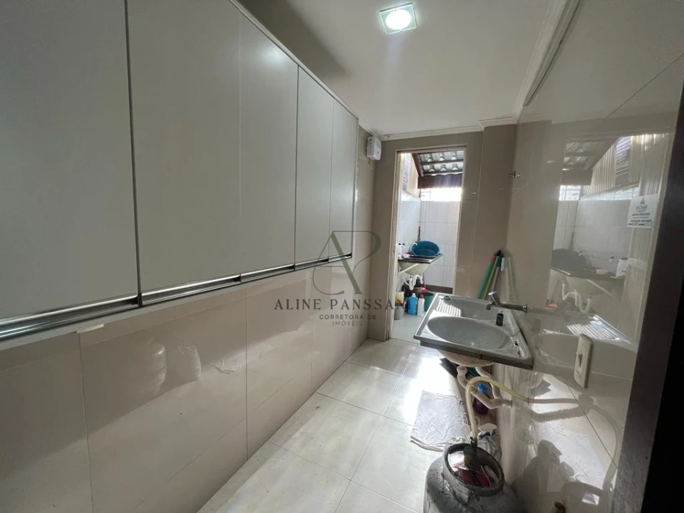 Imagens do imóveis CASA À VENDA, 287m², 4 QUARTOS, PISCINA, 6 VAGAS, INTERMARES