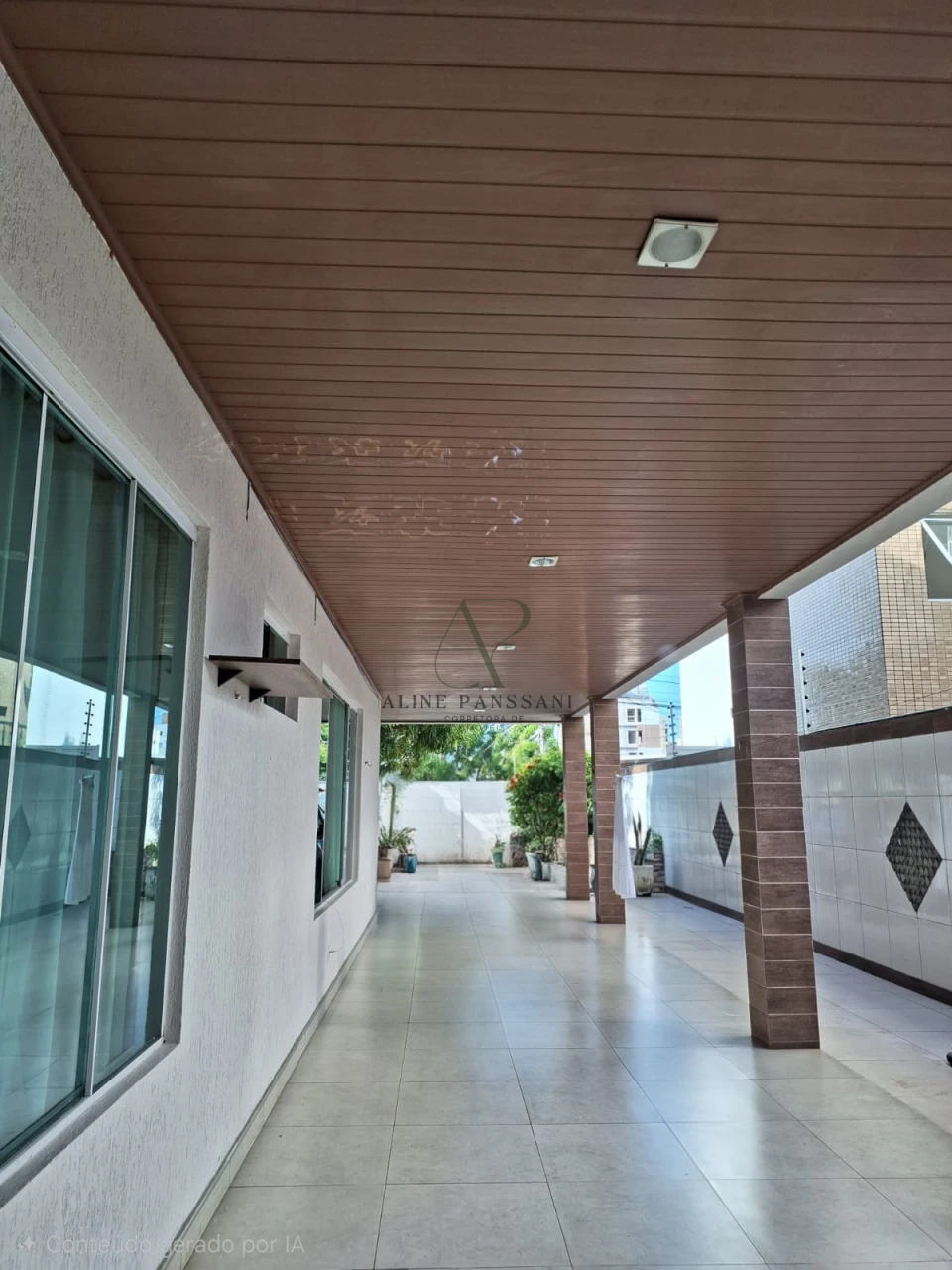 Imagens do imóveis CASA À VENDA, 287m², 4 QUARTOS, PISCINA, 6 VAGAS, INTERMARES