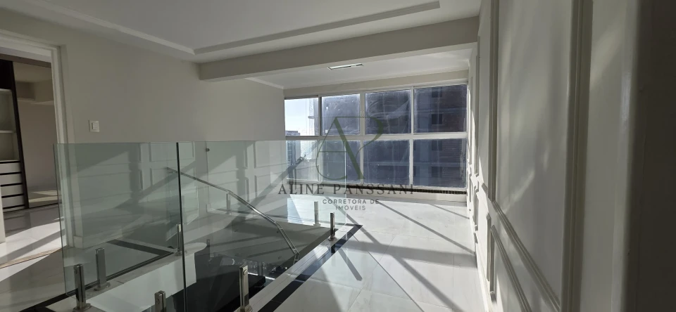Imagens do imóveis COBERTURA DUPLEX COM VISTA MAR, 250m², 5 QUARTOS, SENDO 2 SUÍTES, PISCINA, NASCENTE, 1 VAGA, EM CAMBOINHA