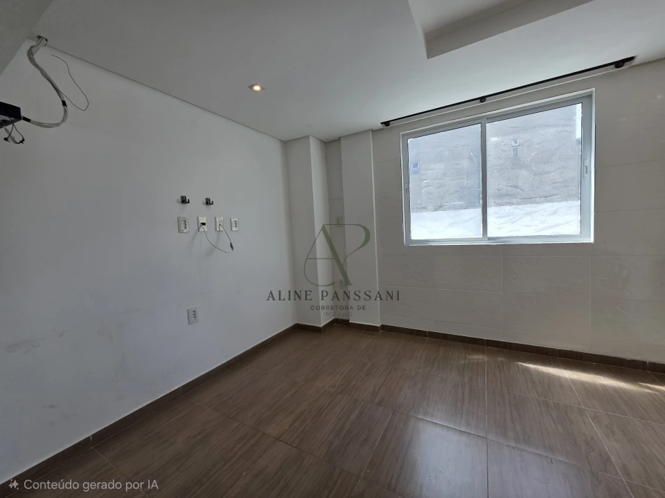 Imagens do imóveis CASA PARA LOCAÇÃO ANUAL, 03 SUÍTES, ESCRITÓRIO, SOLÁRIUM, PISCINA, INTERMARES