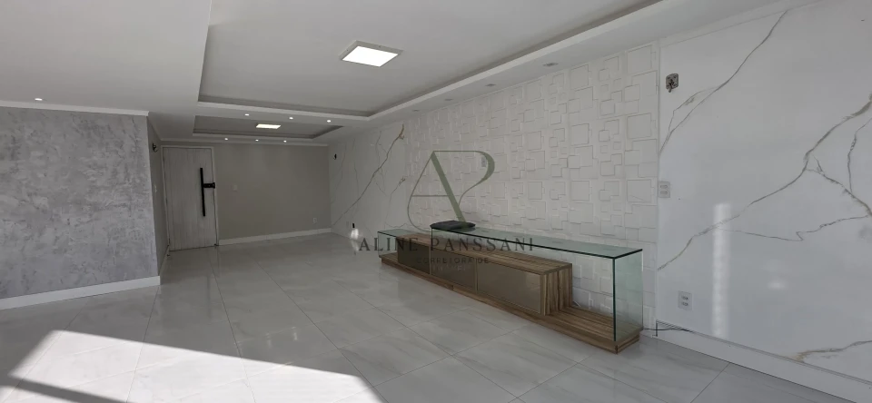 Imagens do imóveis COBERTURA DUPLEX COM VISTA MAR, 250m², 5 QUARTOS, SENDO 2 SUÍTES, PISCINA, NASCENTE, 1 VAGA, EM CAMBOINHA