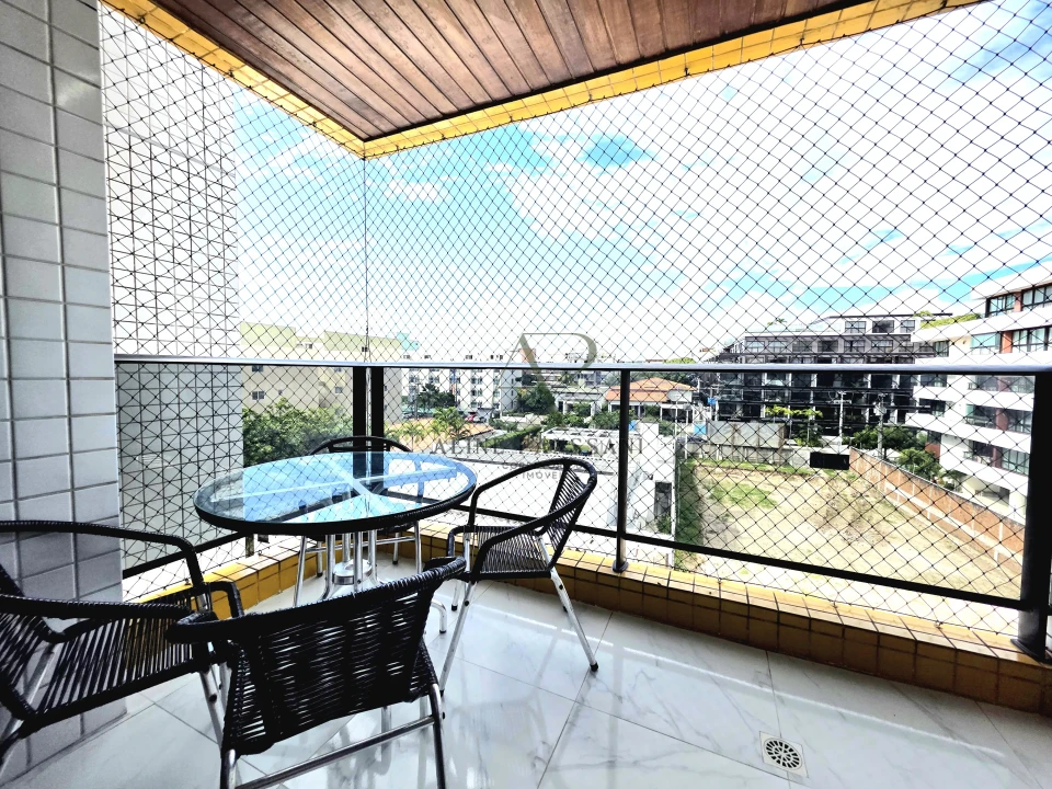 Imagens do imóveis VENDE-SE APARTAMENTO A 40M DO MAR, 3 QUARTOS, 1 SUÍTE, 100M², VARANDA, 2 VAGAS, 2 ELEVADORES