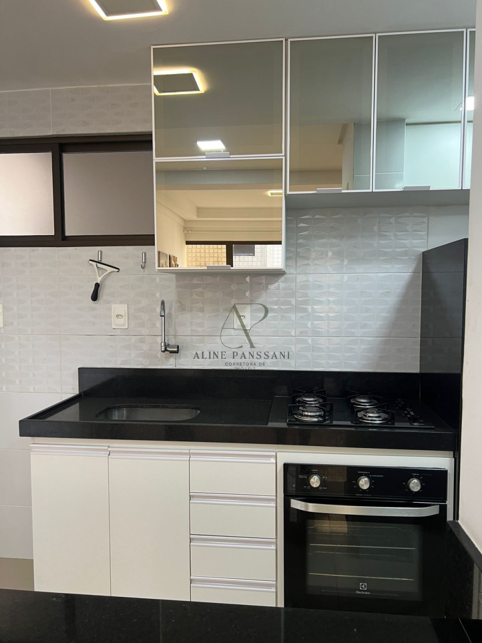 Imagens do imóveis FLAT À VENDA, 36m², 1 QAURTO SEPARADO, PISICNA E SHURRASQUEIRA, NASCNETE,  1 VAGA, INTERMARES